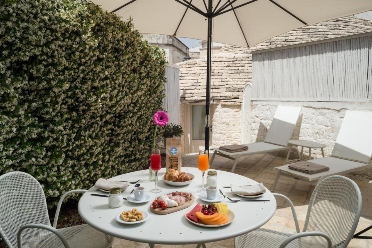 La Mandorla Luxury Trullo Bed and Breakfast Alberobello Buitenkant foto