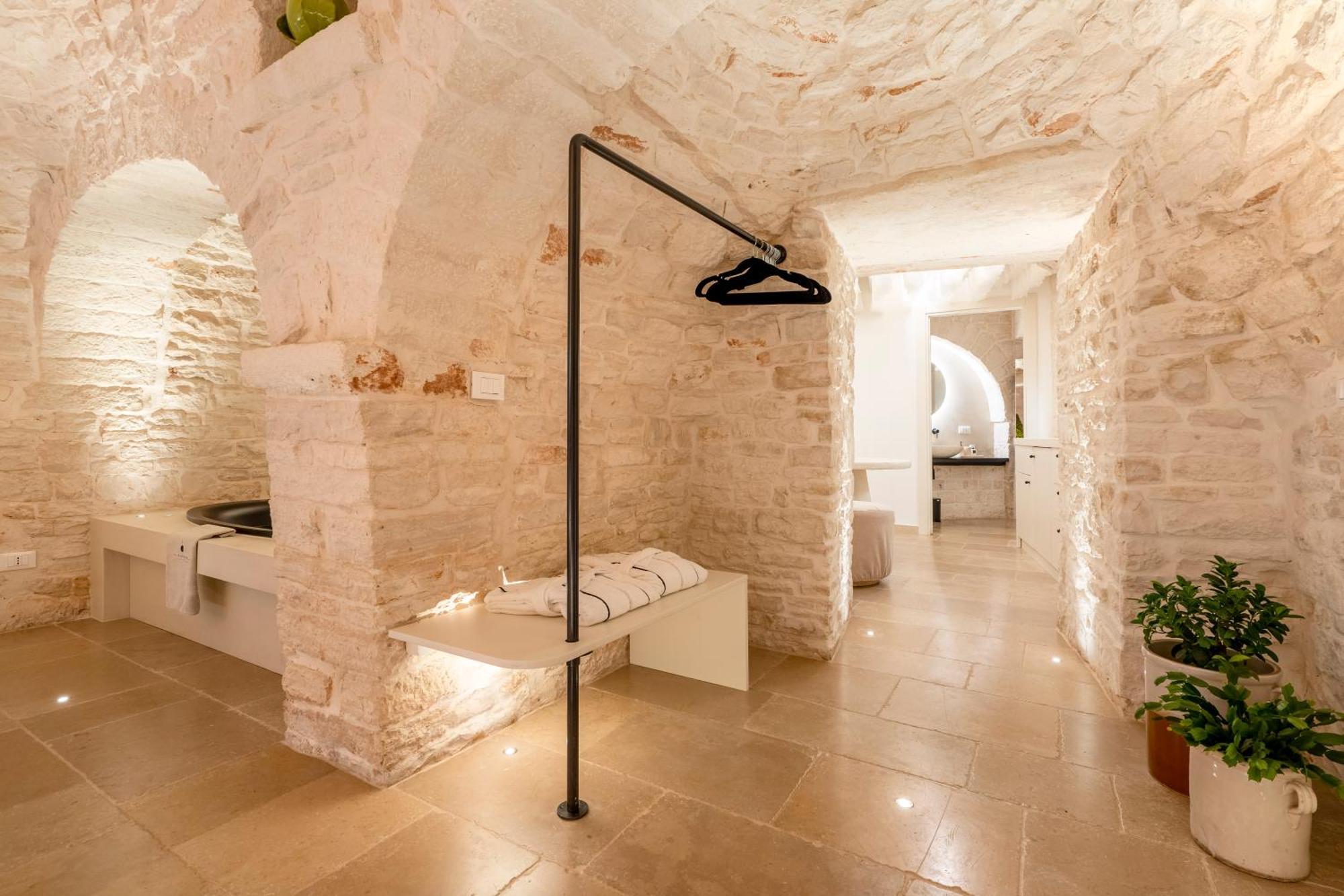 La Mandorla Luxury Trullo Bed and Breakfast Alberobello Buitenkant foto